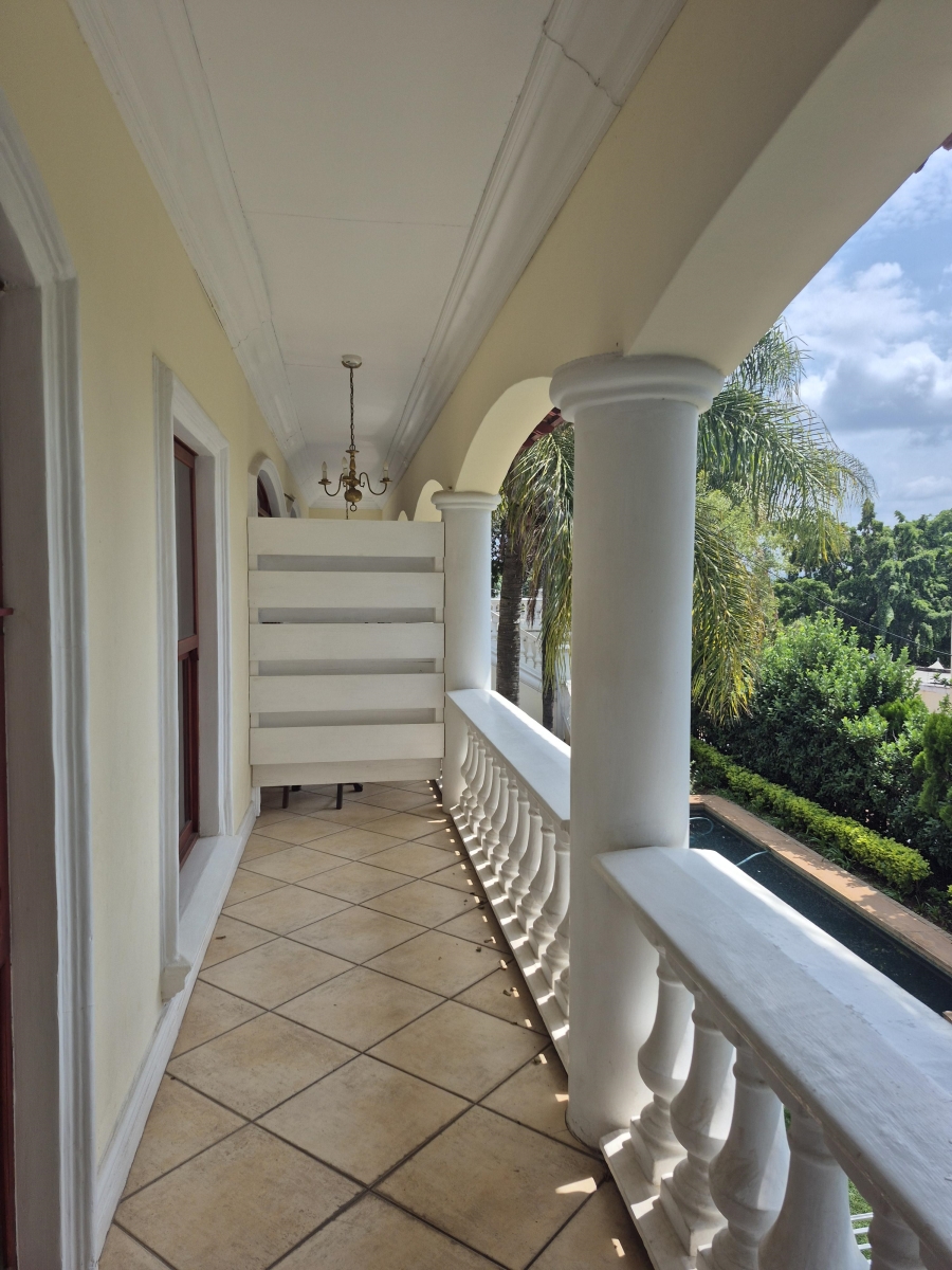 To Let 2 Bedroom Property for Rent in Waterkloof Gauteng