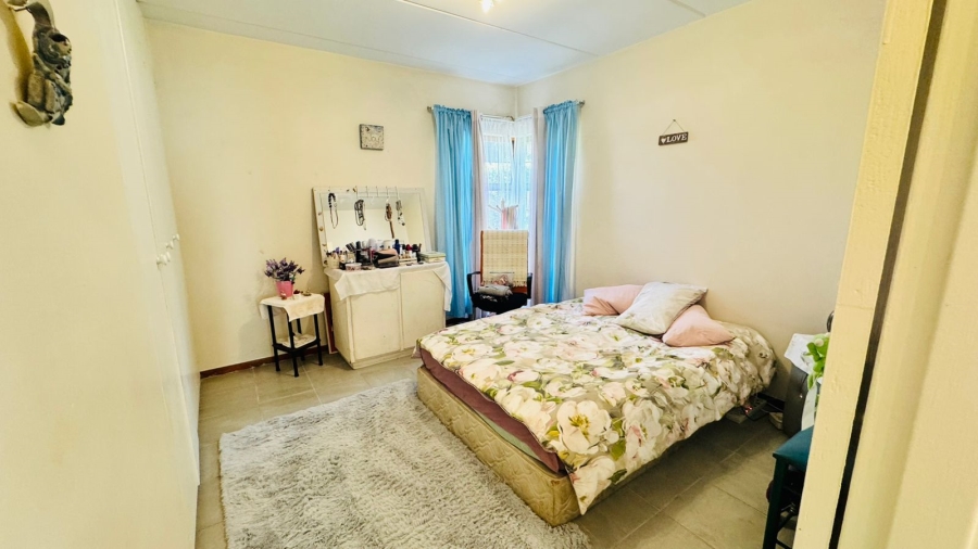 2 Bedroom Property for Sale in Paulshof Gauteng