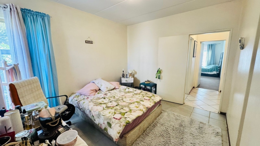 2 Bedroom Property for Sale in Paulshof Gauteng