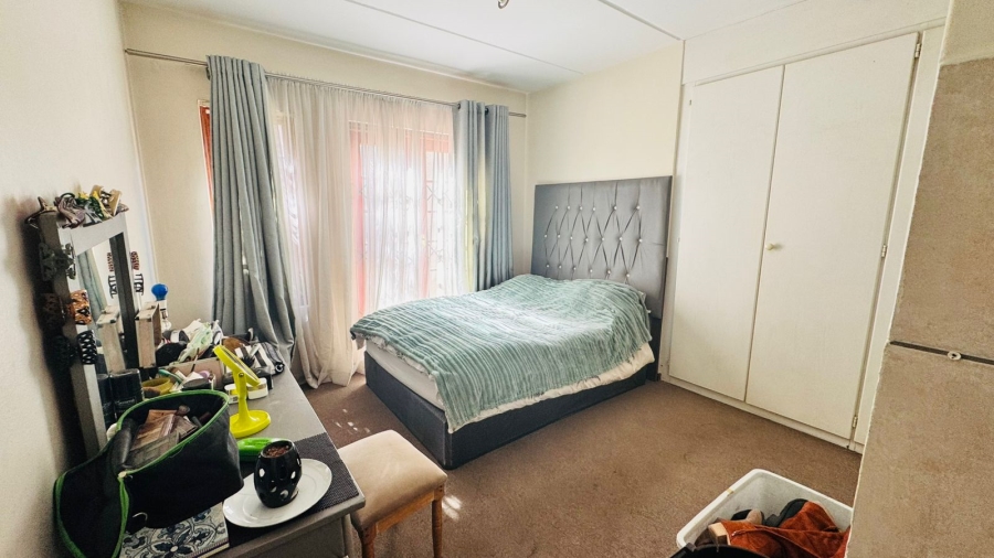 2 Bedroom Property for Sale in Paulshof Gauteng
