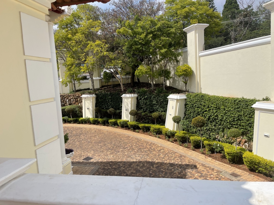 To Let 2 Bedroom Property for Rent in Waterkloof Gauteng