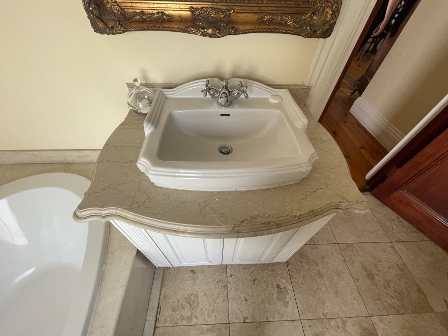 To Let 2 Bedroom Property for Rent in Waterkloof Gauteng