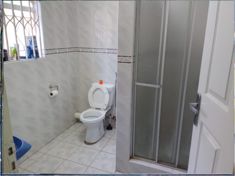4 Bedroom Property for Sale in Bassonia Gauteng