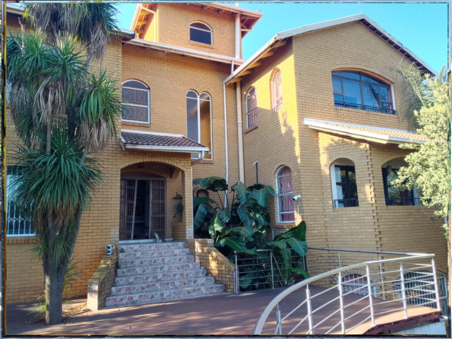 4 Bedroom Property for Sale in Bassonia Gauteng