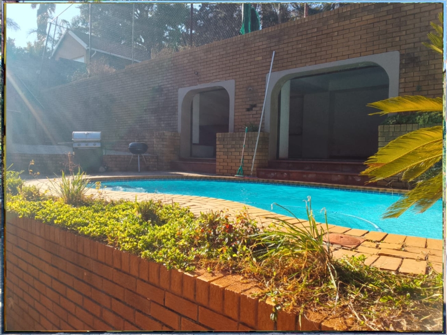 4 Bedroom Property for Sale in Bassonia Gauteng