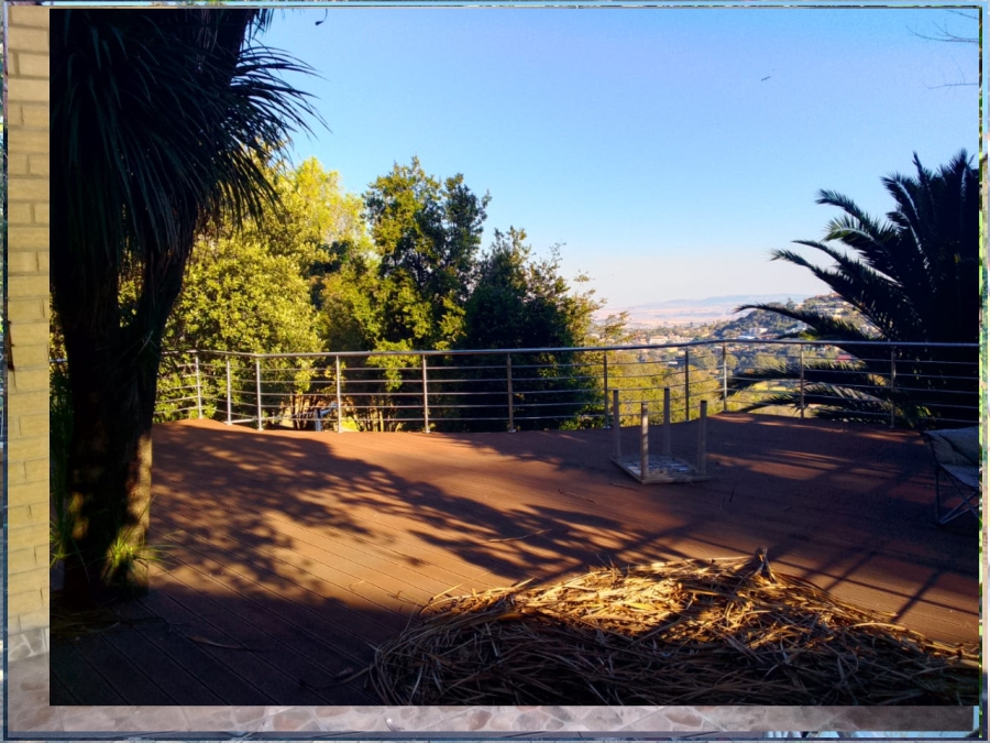 4 Bedroom Property for Sale in Bassonia Gauteng
