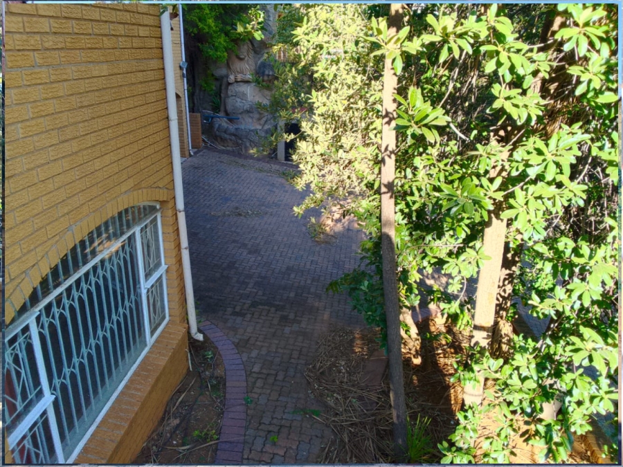 4 Bedroom Property for Sale in Bassonia Gauteng
