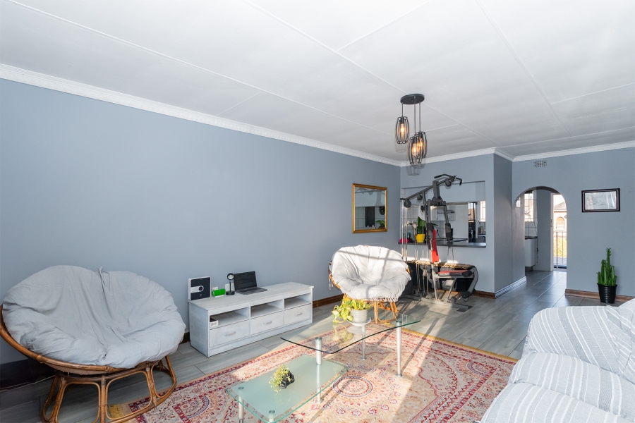 2 Bedroom Property for Sale in Goedeburg Gauteng