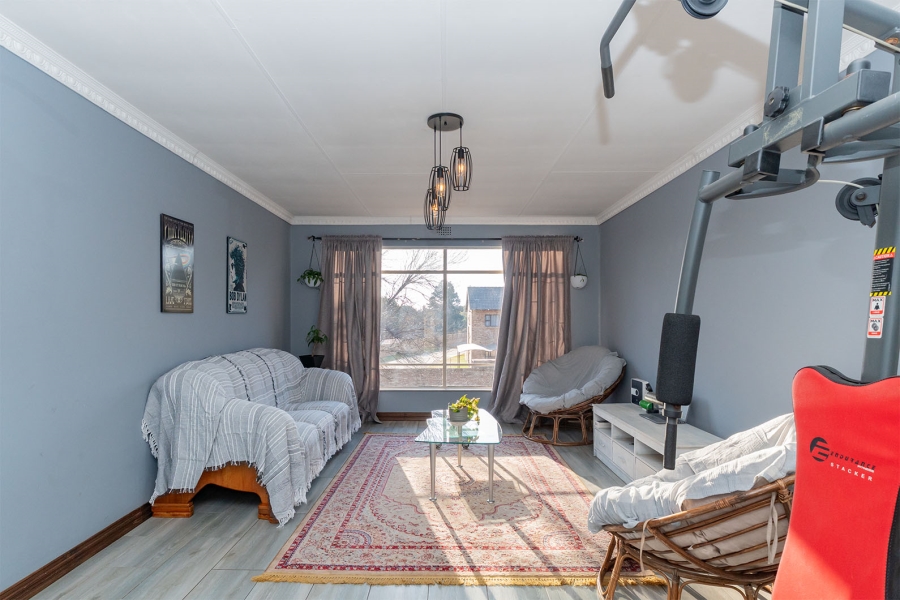 2 Bedroom Property for Sale in Goedeburg Gauteng