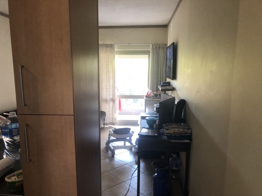 1 Bedroom Property for Sale in Sunninghill Gauteng