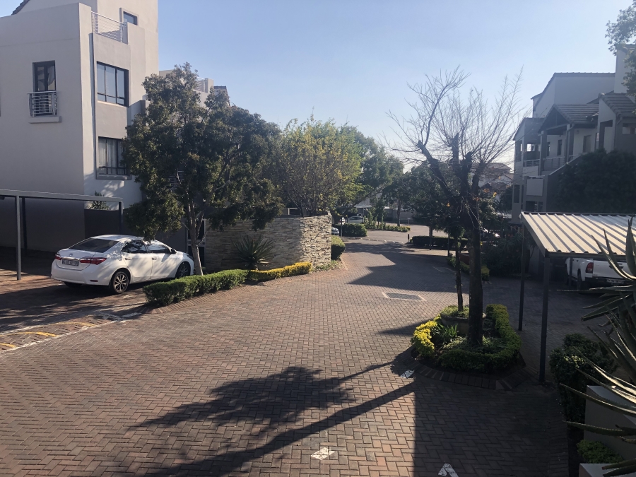 1 Bedroom Property for Sale in Sunninghill Gauteng