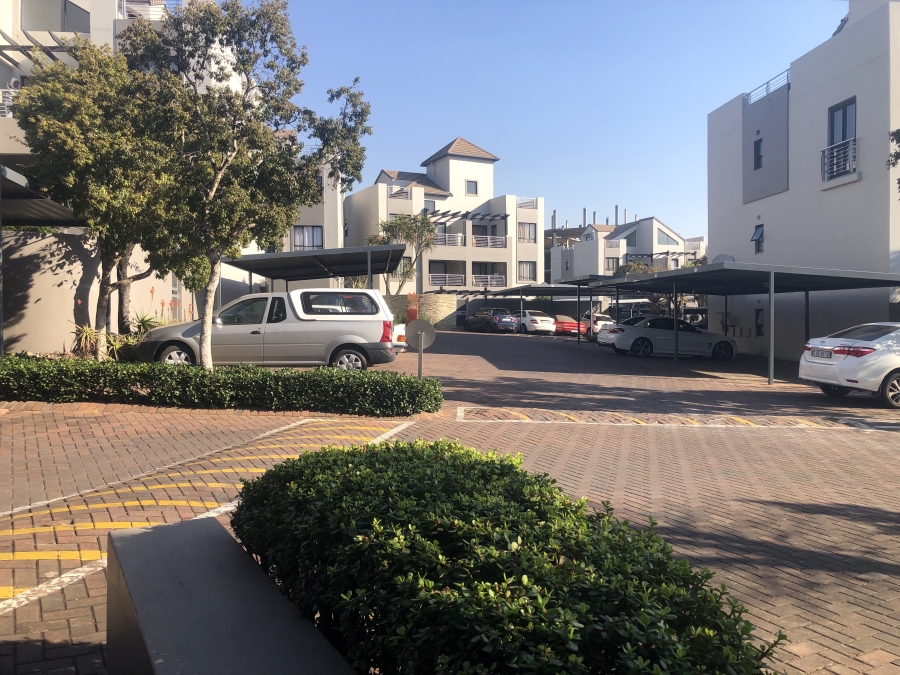 1 Bedroom Property for Sale in Sunninghill Gauteng