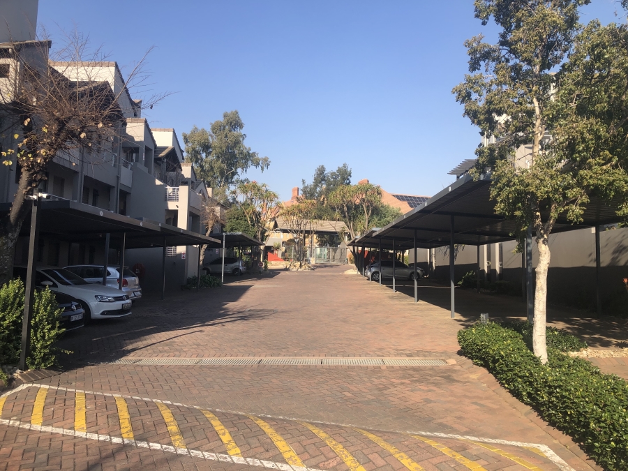 1 Bedroom Property for Sale in Sunninghill Gauteng