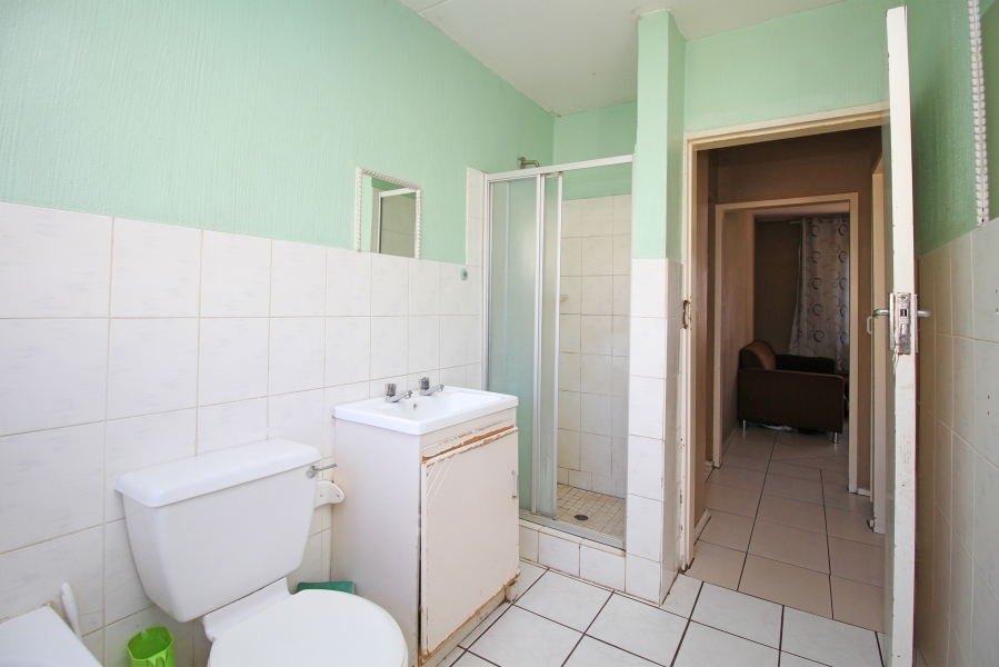 2 Bedroom Property for Sale in Vorna Valley Gauteng