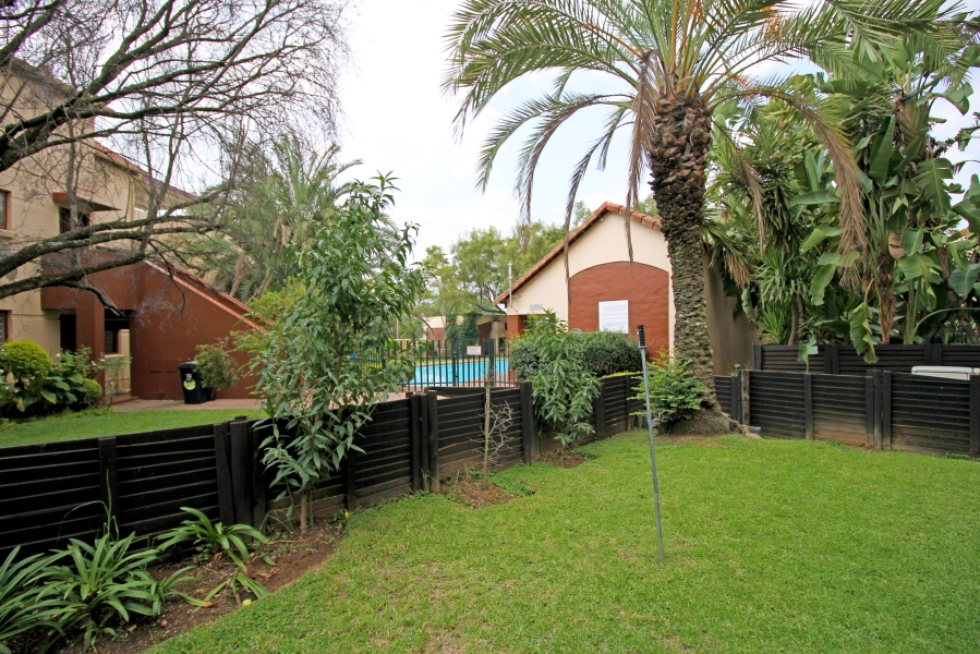 2 Bedroom Property for Sale in Bromhof Gauteng