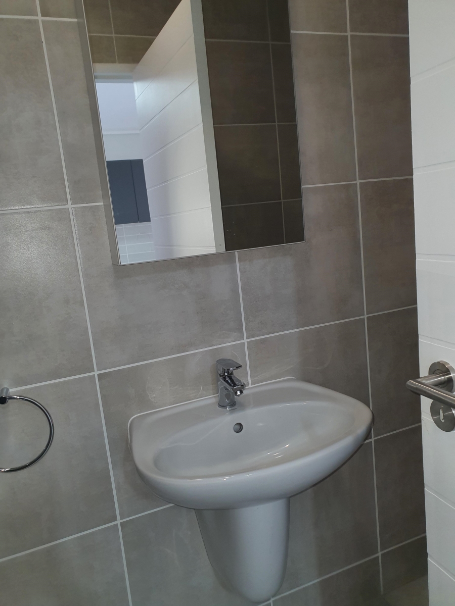 1 Bedroom Property for Sale in Witfield Gauteng