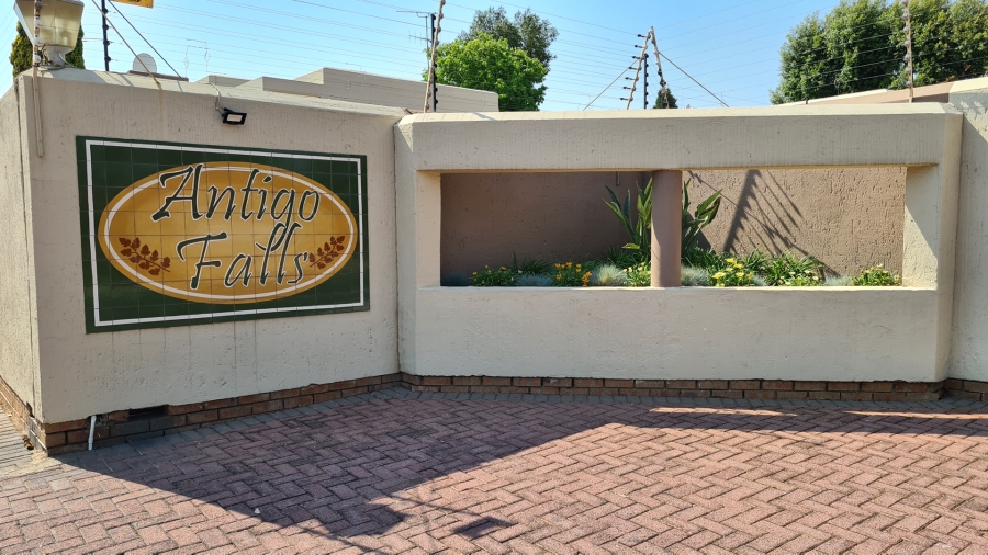 2 Bedroom Property for Sale in Sunninghill Gauteng
