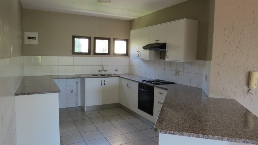 2 Bedroom Property for Sale in Sunninghill Gauteng