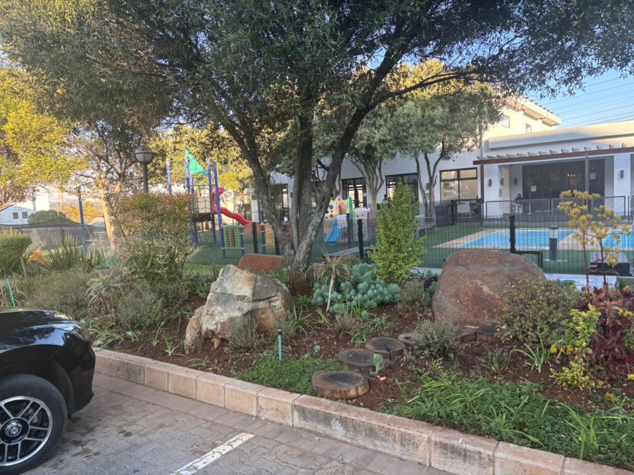 2 Bedroom Property for Sale in Greenstone Ridge Gauteng