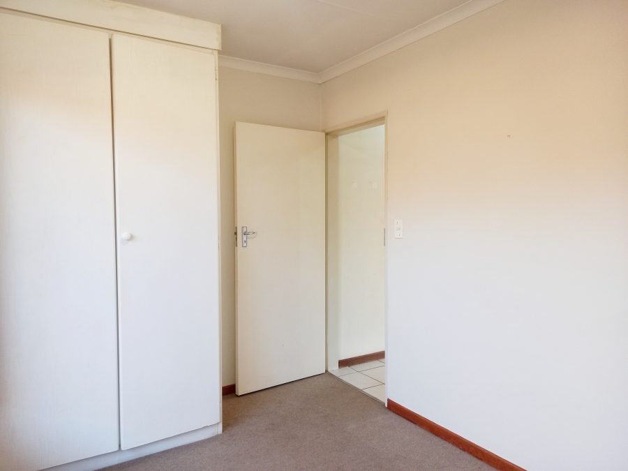 2 Bedroom Property for Sale in Garsfontein Gauteng