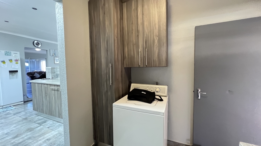 3 Bedroom Property for Sale in Dan Pienaarville Gauteng