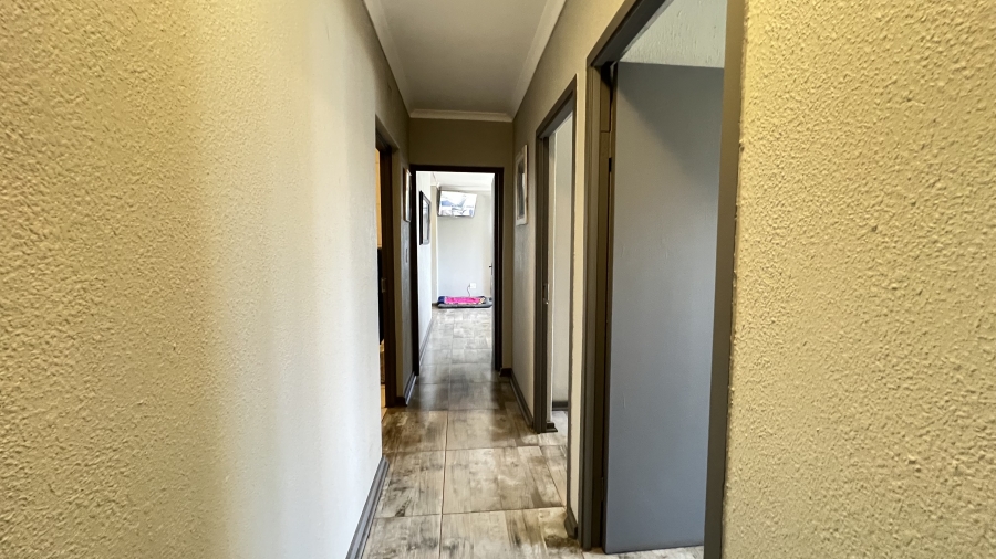 3 Bedroom Property for Sale in Dan Pienaarville Gauteng