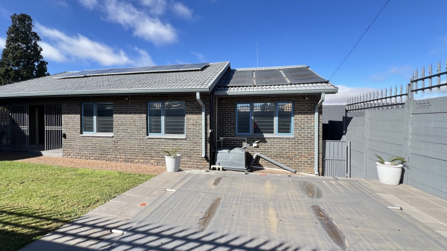 3 Bedroom Property for Sale in Dan Pienaarville Gauteng