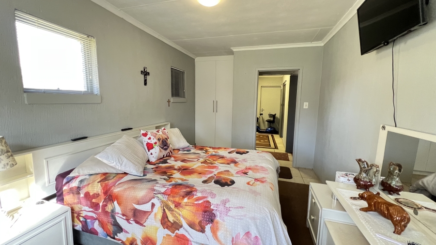 3 Bedroom Property for Sale in Dan Pienaarville Gauteng