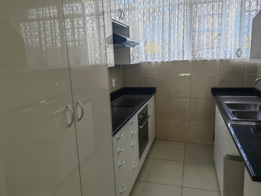 2 Bedroom Property for Sale in Denlee Gauteng
