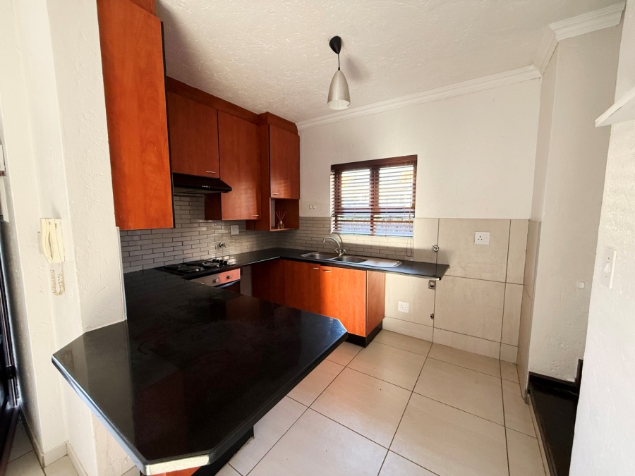 2 Bedroom Property for Sale in Broadacres Gauteng