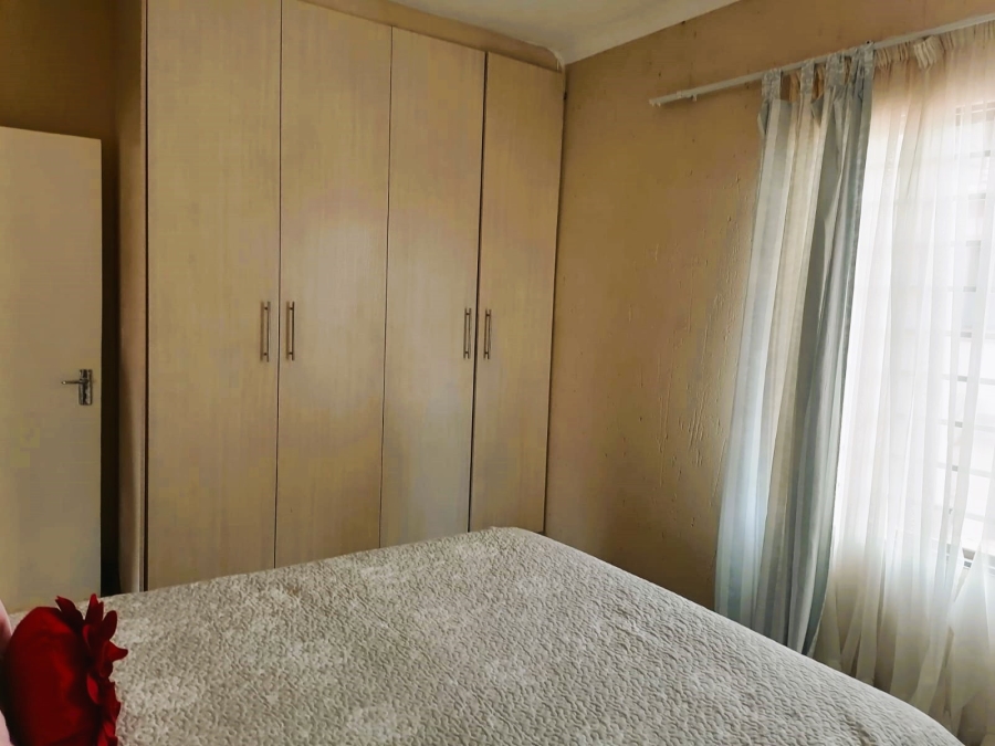 2 Bedroom Property for Sale in Bergsig Gauteng