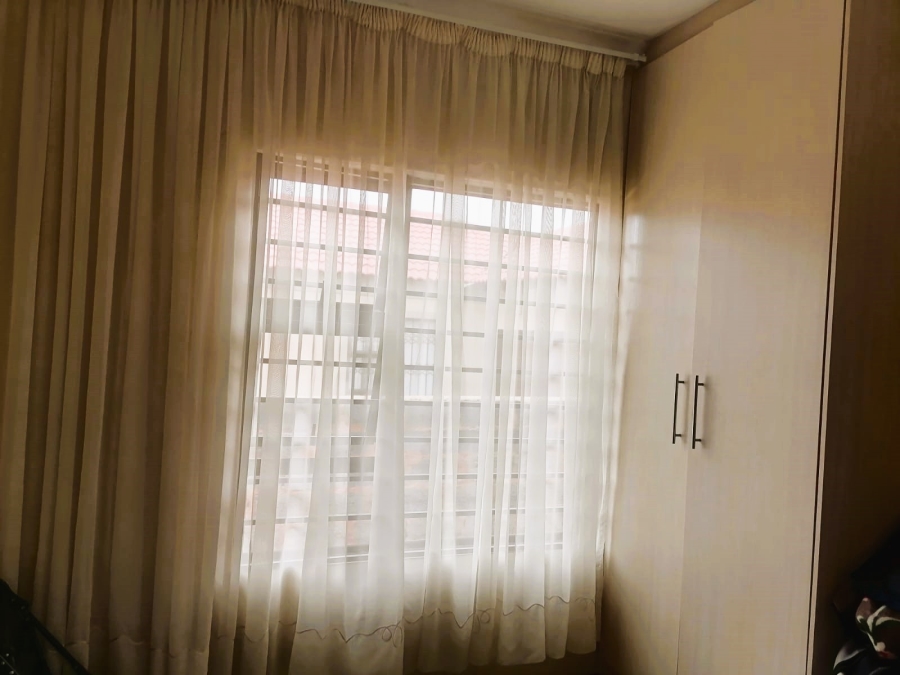 2 Bedroom Property for Sale in Bergsig Gauteng