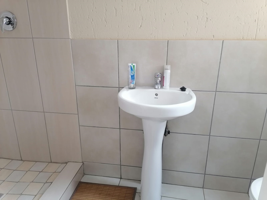 2 Bedroom Property for Sale in Bergsig Gauteng