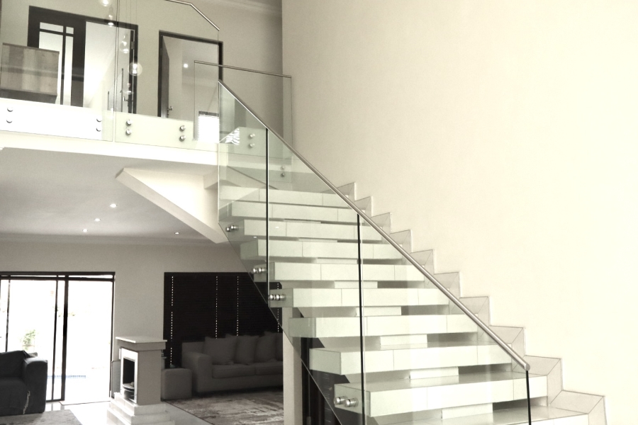 5 Bedroom Property for Sale in Blue Valley Golf Estate Gauteng