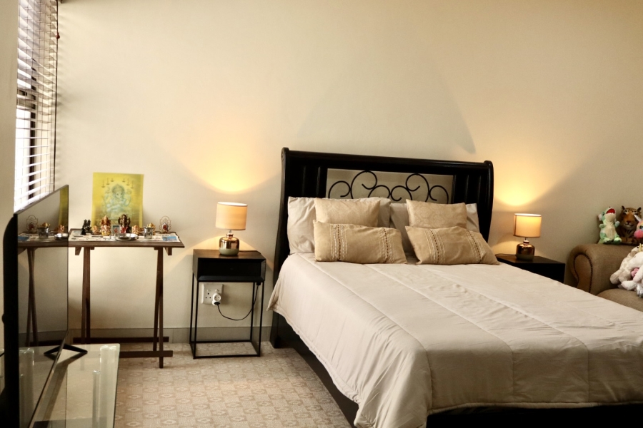 5 Bedroom Property for Sale in Blue Valley Golf Estate Gauteng