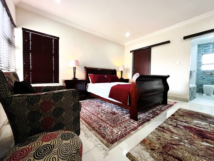 5 Bedroom Property for Sale in Blue Valley Golf Estate Gauteng