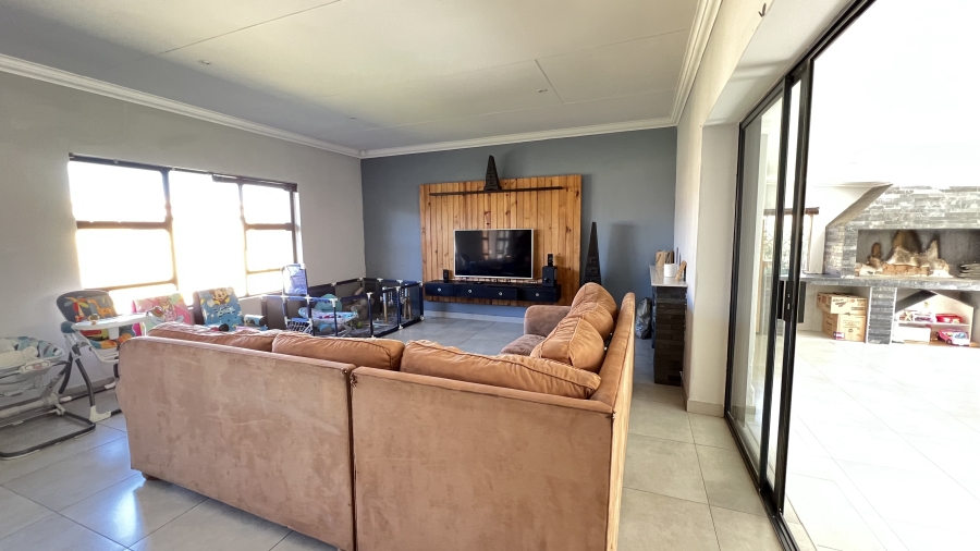 4 Bedroom Property for Sale in Greenhills Gauteng