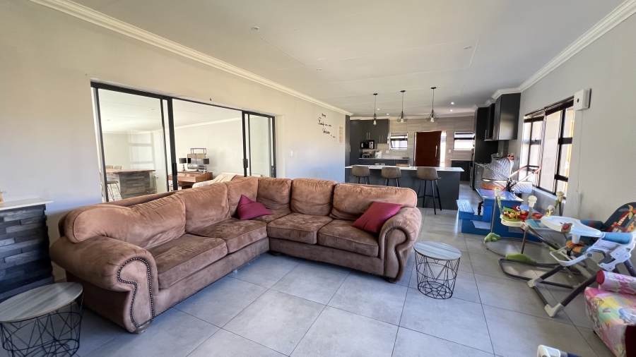 4 Bedroom Property for Sale in Greenhills Gauteng