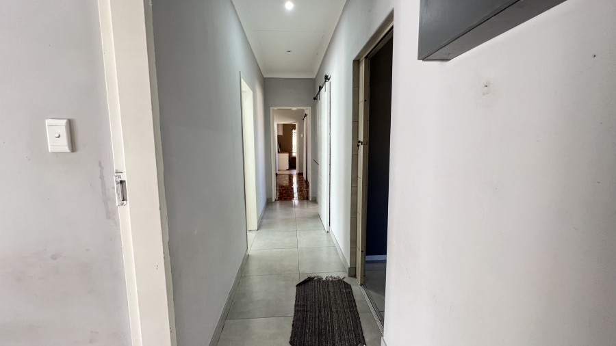 4 Bedroom Property for Sale in Greenhills Gauteng