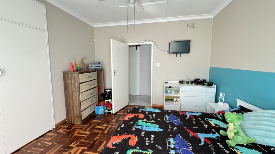 4 Bedroom Property for Sale in Greenhills Gauteng