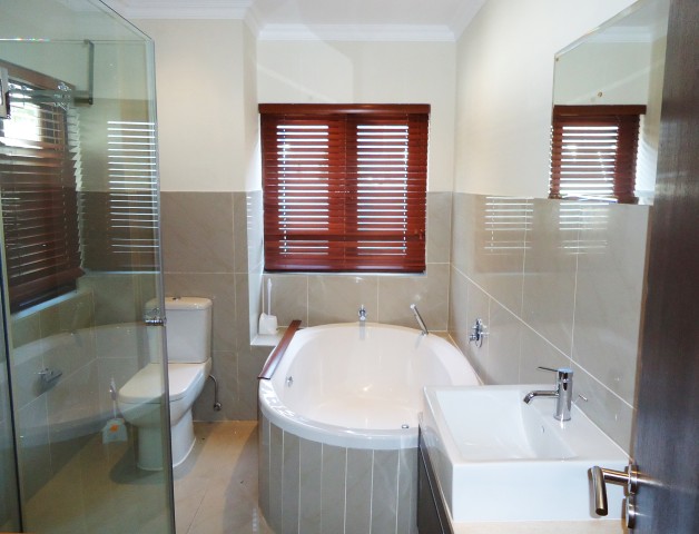 5 Bedroom Property for Sale in Bryanston Gauteng