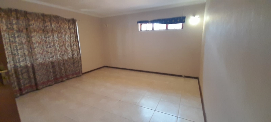 To Let 3 Bedroom Property for Rent in Waterkloof Gauteng