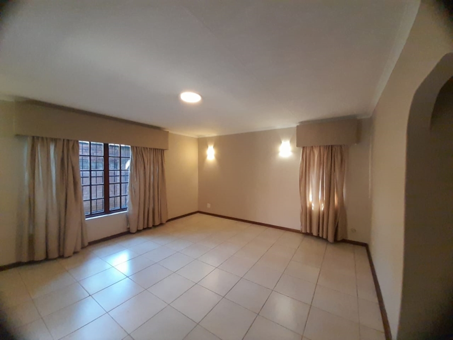 To Let 3 Bedroom Property for Rent in Waterkloof Gauteng