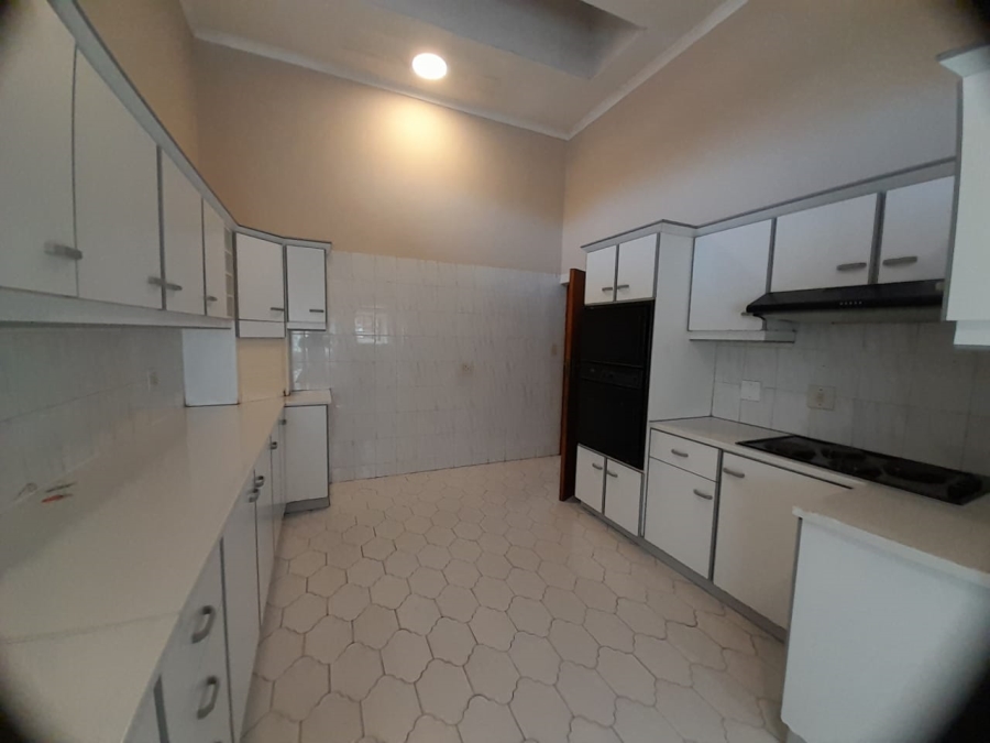 To Let 3 Bedroom Property for Rent in Waterkloof Gauteng