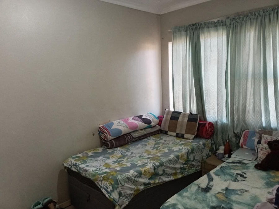 2 Bedroom Property for Sale in Buccleuch Gauteng
