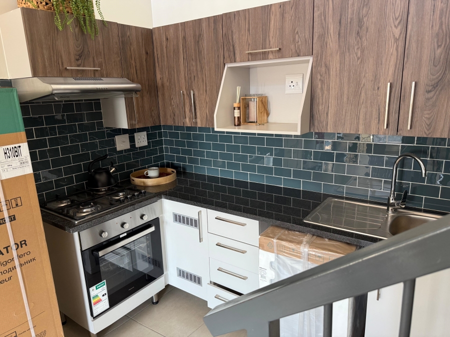 1 Bedroom Property for Sale in Linbro Park Gauteng