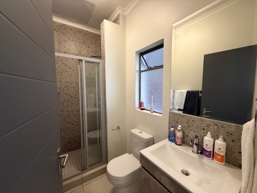 1 Bedroom Property for Sale in Linbro Park Gauteng