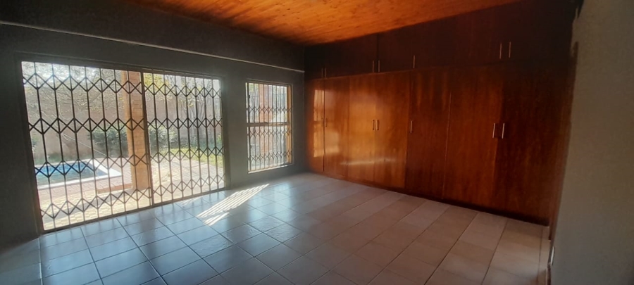 To Let 3 Bedroom Property for Rent in Brooklyn Gauteng