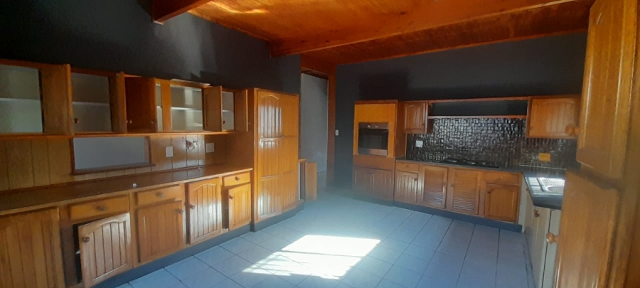 To Let 3 Bedroom Property for Rent in Brooklyn Gauteng