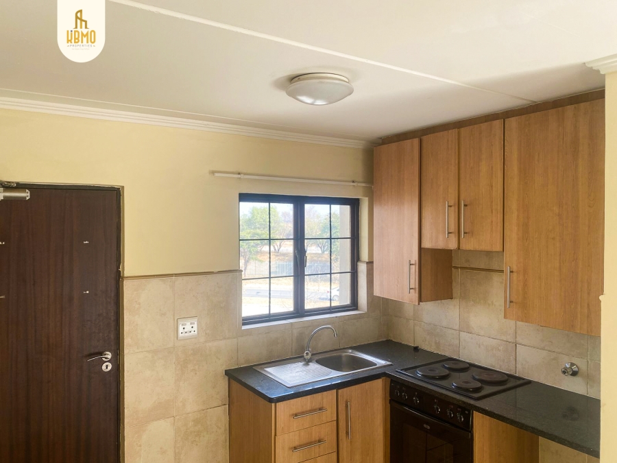 1 Bedroom Property for Sale in Kosmosdal Gauteng